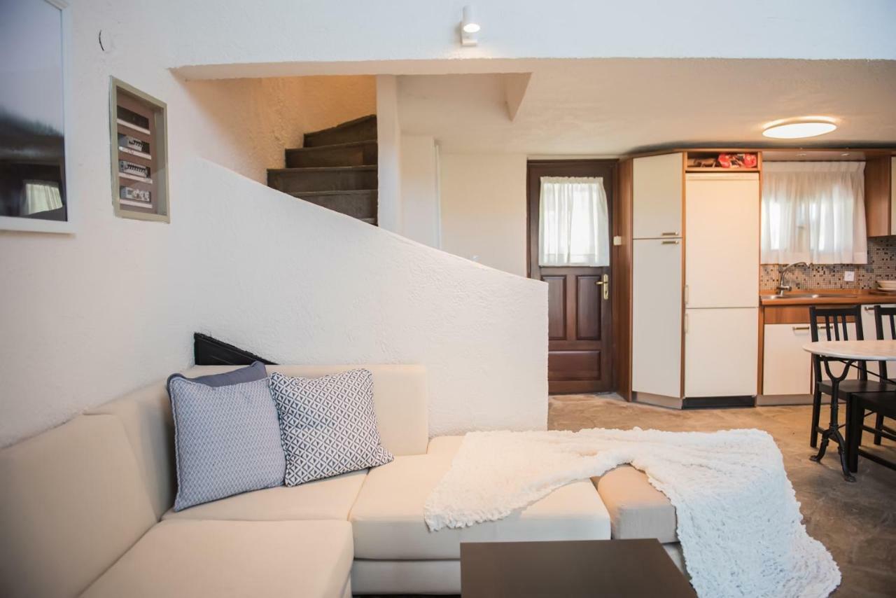 White Blossom Villa #Fourka Skála Foúrkas エクステリア 写真