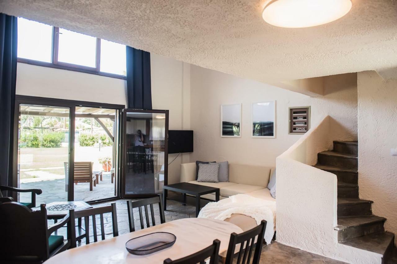 White Blossom Villa #Fourka Skála Foúrkas エクステリア 写真